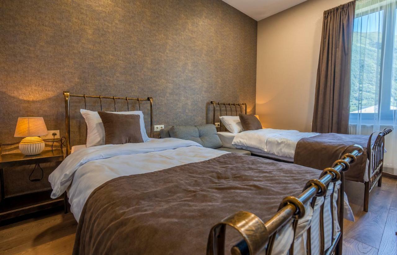 Travel Inn Kazbegi Экстерьер фото