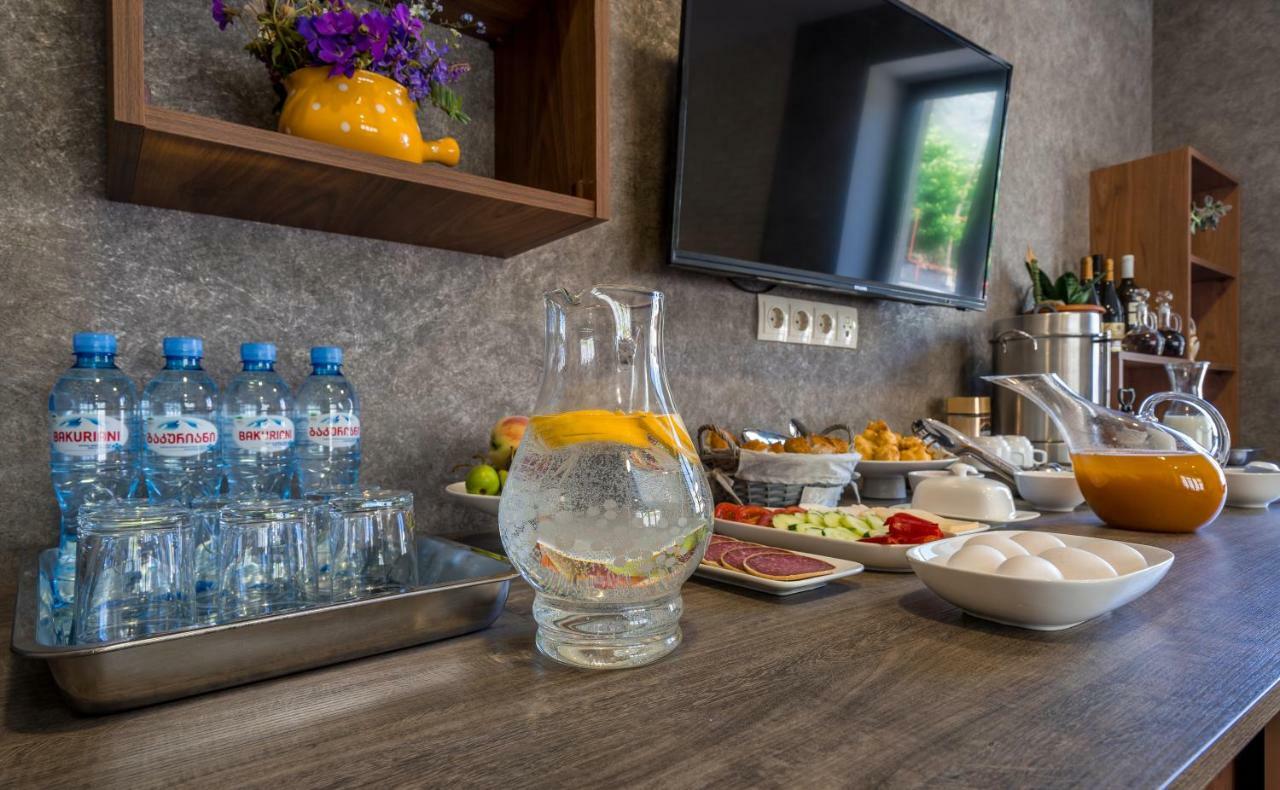 Travel Inn Kazbegi Экстерьер фото