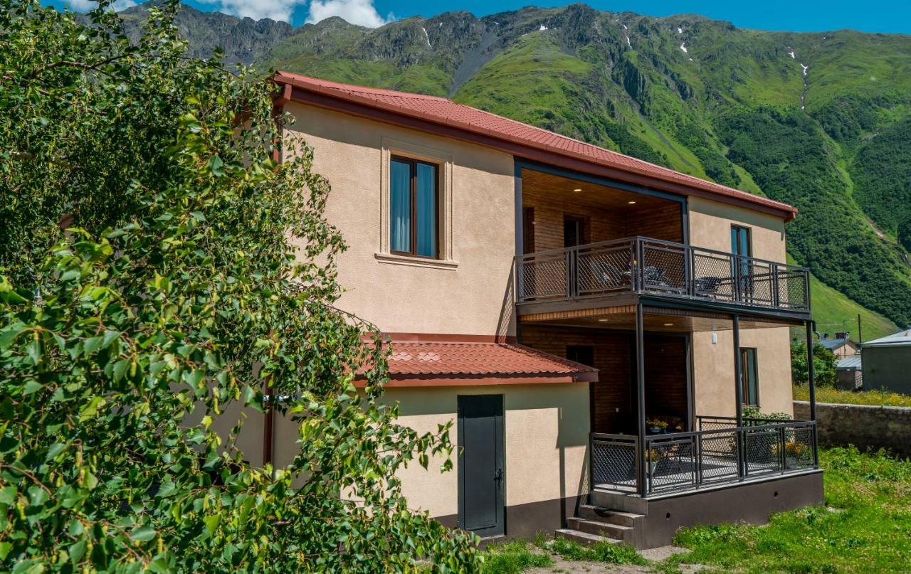 Travel Inn Kazbegi Экстерьер фото