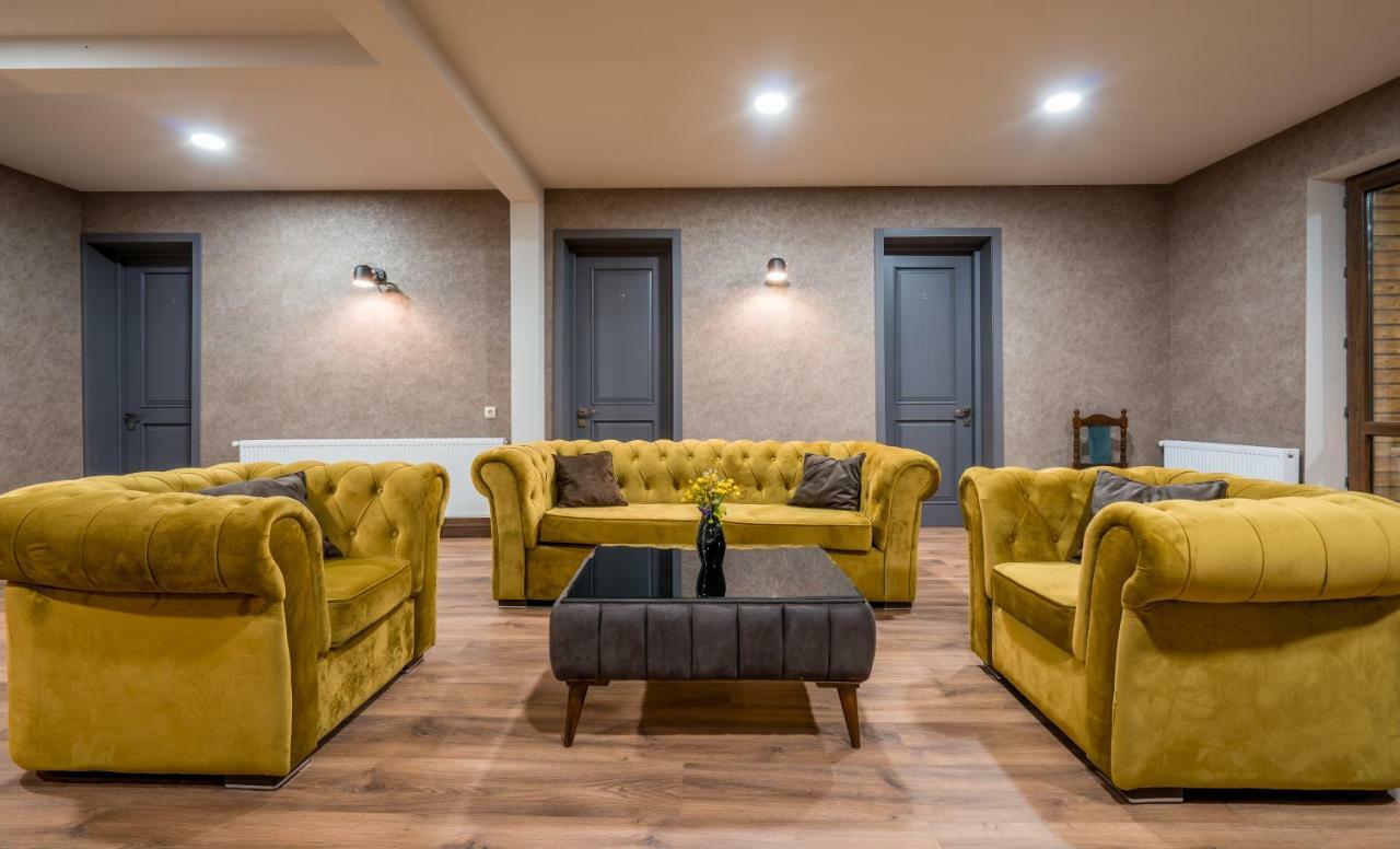 Travel Inn Kazbegi Экстерьер фото